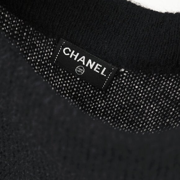 Chanel 09A Black Wool & Mohair Tiered-Hem Skirt - Picture 7 of 9